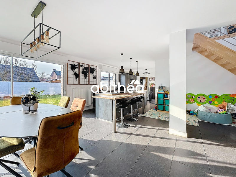 Maison - 144 m² - 5 pièces