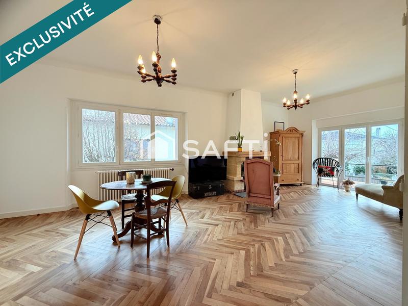 Maison - 140 m² - 5 pièces