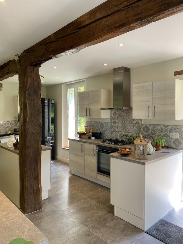 Propriété - 182 m² - 6 pièces