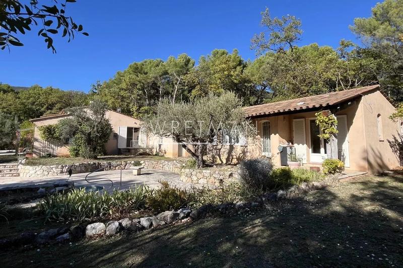 Villa - 188 m² - 8 pièces