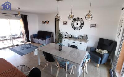 Appartement sur toit - 70 m² - 3 pièces