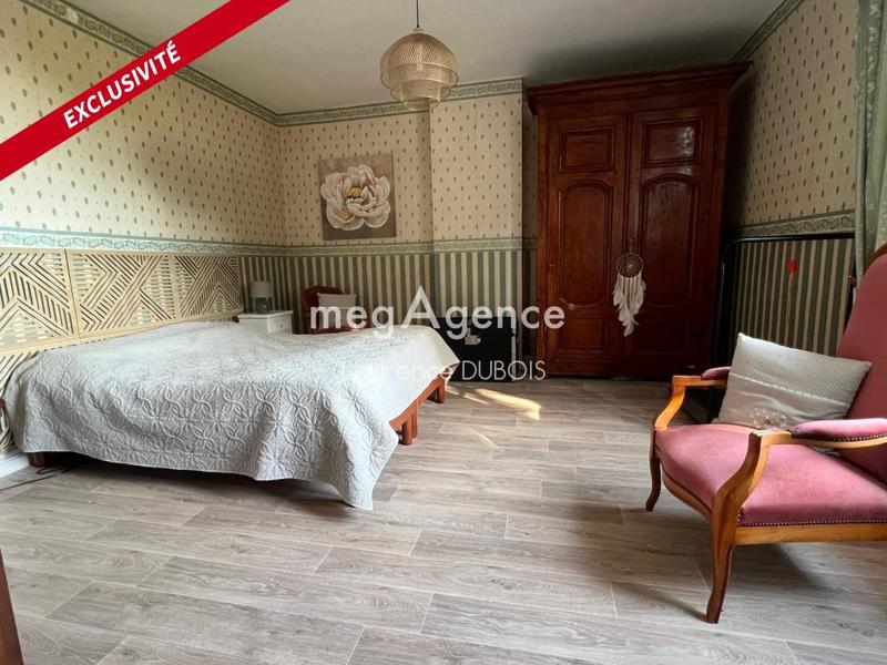 Corps de ferme - 204 m² - 8 pièces