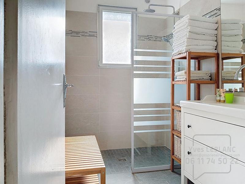 Maison - 115 m² - 9 pièces