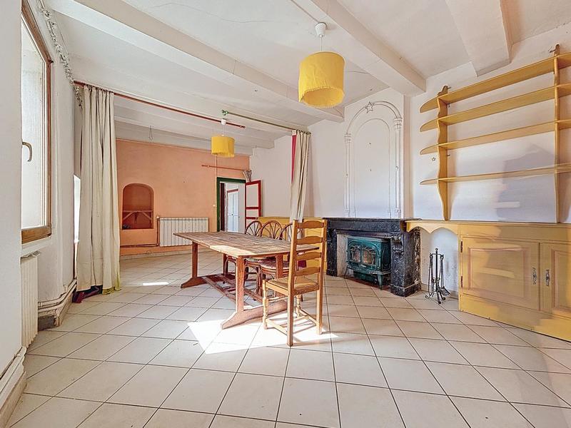 Maison de village - 300 m² - 18 pièces