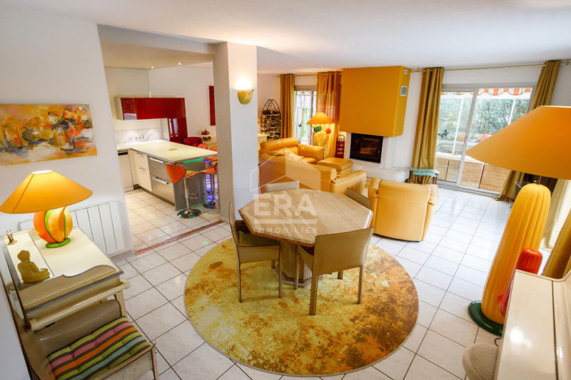 Maison - 195 m² - 5 pièces