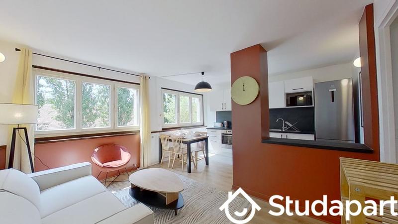 Chambre - 9 m² - 1 pièce