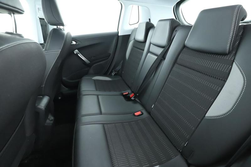 Peugeot 2008 1.2 PureTech Allure Eat6 110 ch