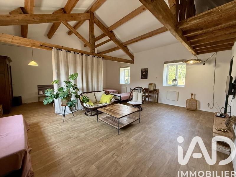 Maison - 430 m² - 17 pièces