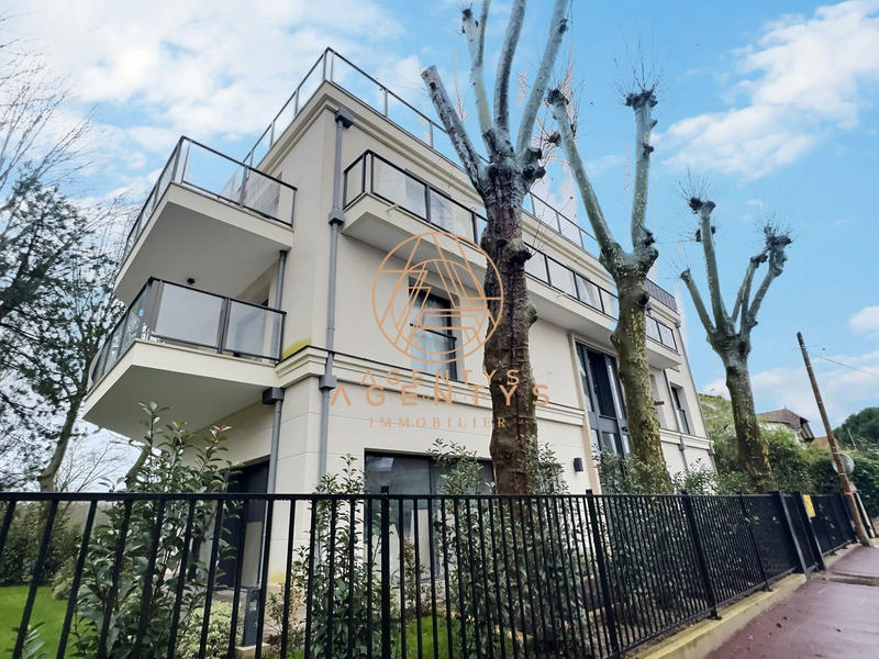 Appartement - 81 m² - 3 pièces