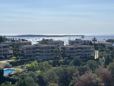 Appartement - 117 m² - 4 pièces