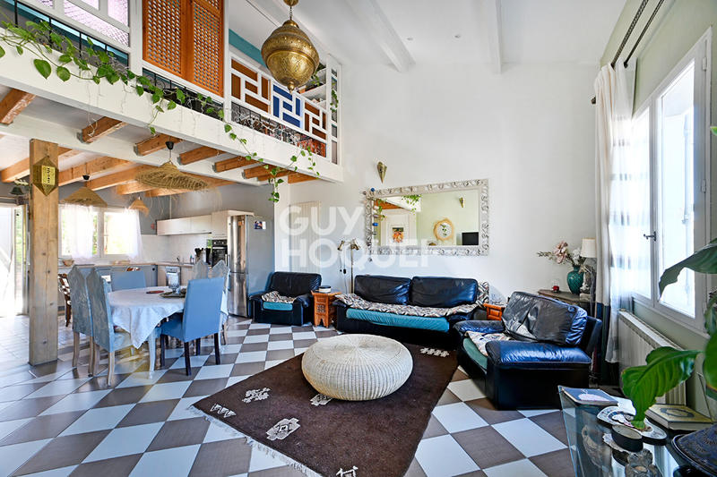 Maison de ville - 170 m² - 6 pièces