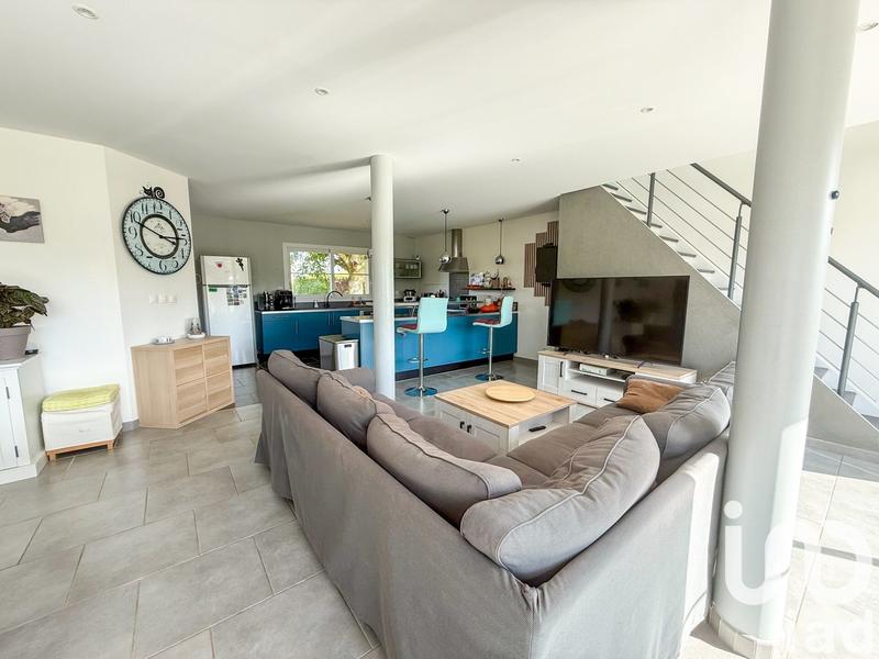 Maison - 174 m² - 6 pièces