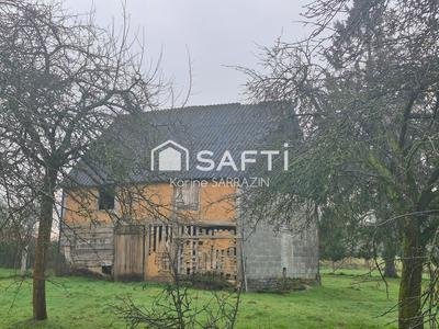 Maison - 92 m² - 6 pièces