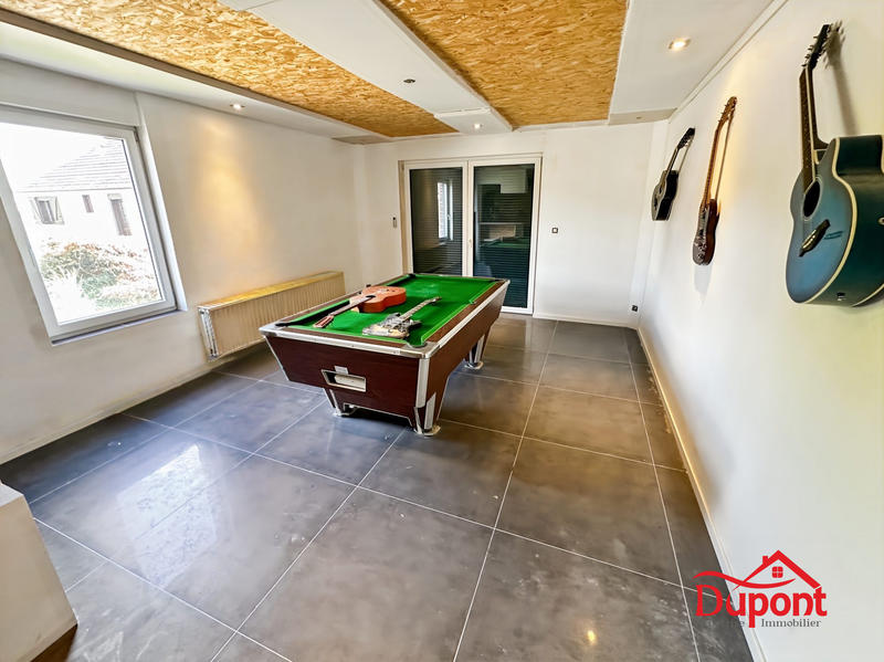 Villa - 230 m² - 8 pièces