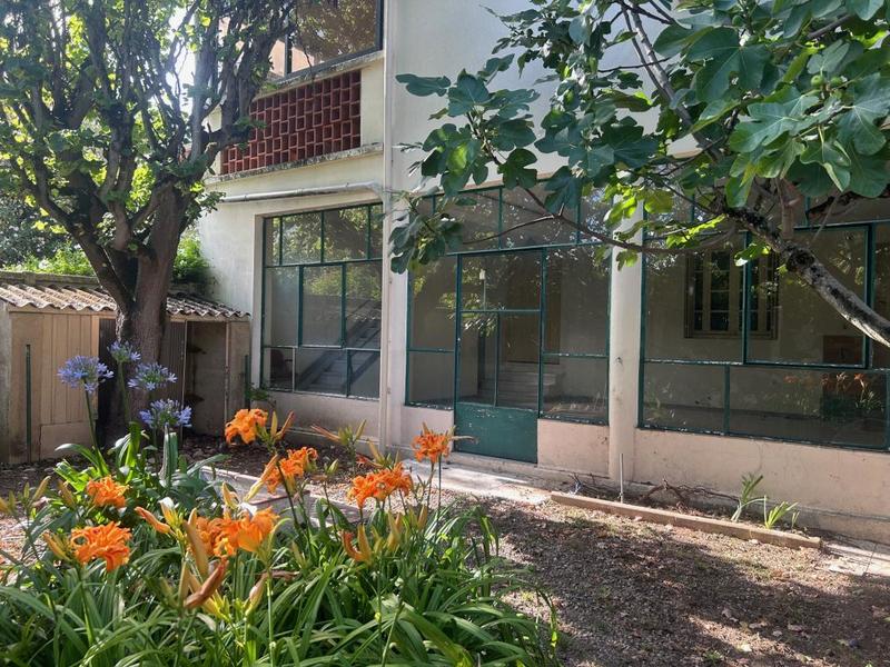 Propriété - 160 m² - 4 pièces