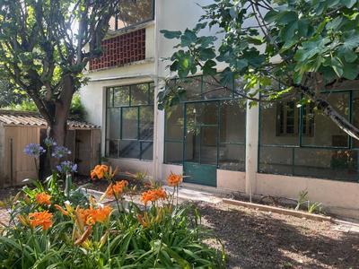 Propriété - 160 m² - 4 pièces