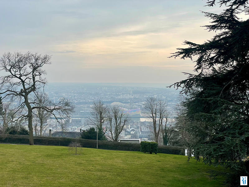 Appartement - 143 m² - 4 pièces