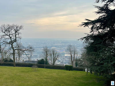 Appartement - 143 m² - 4 pièces