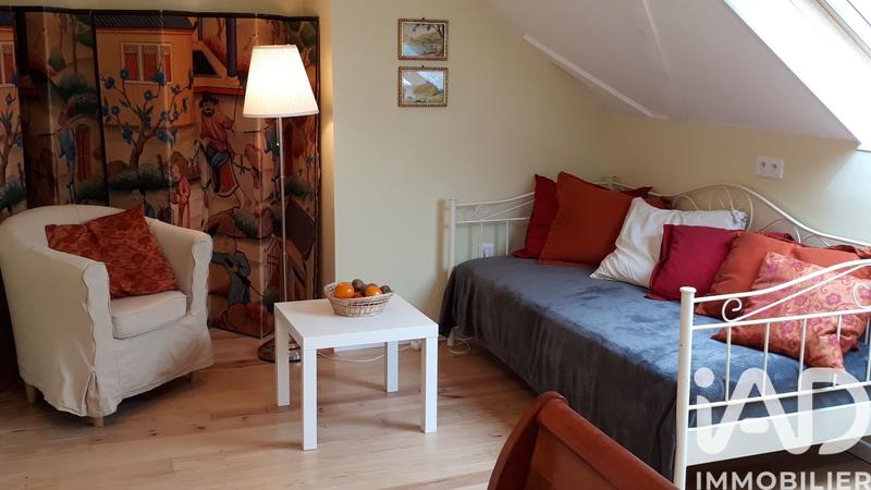 Maison - 300 m² - 9 pièces