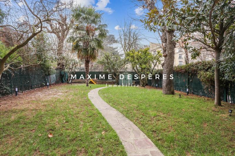 Appartement - 234 m² - 7 pièces