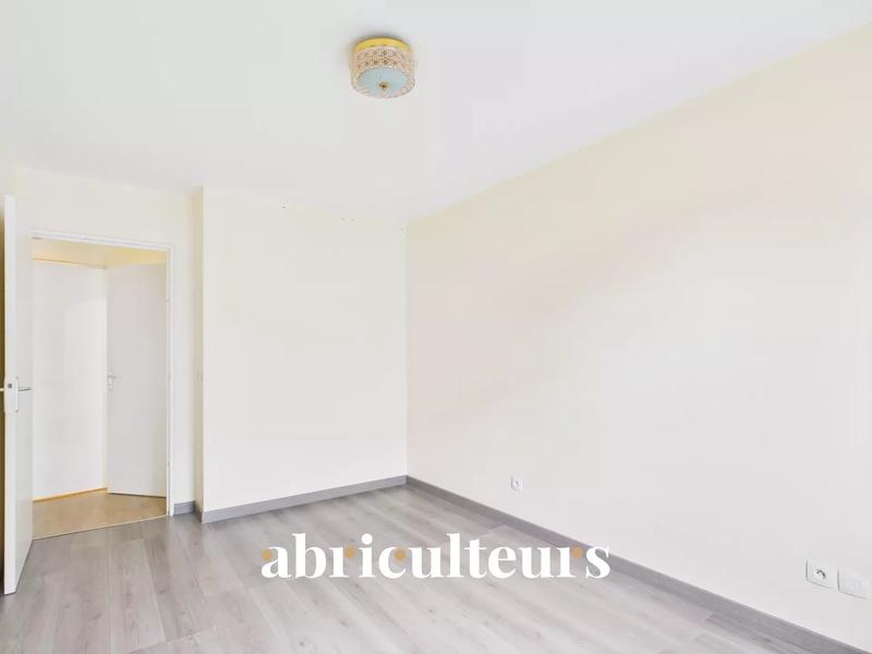 Appartement - 75 m² - 4 pièces