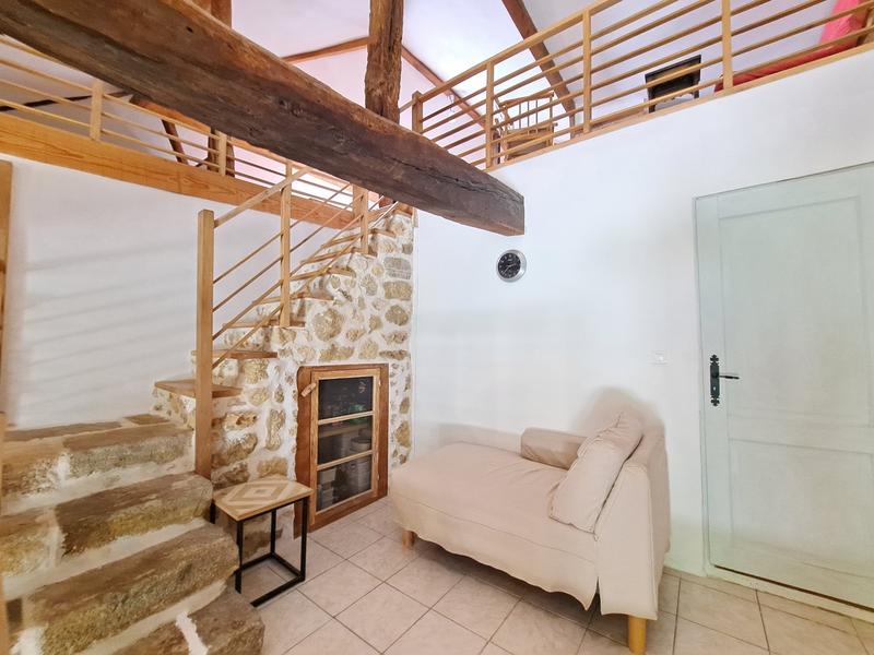 Maison - 550 m² - 16 pièces