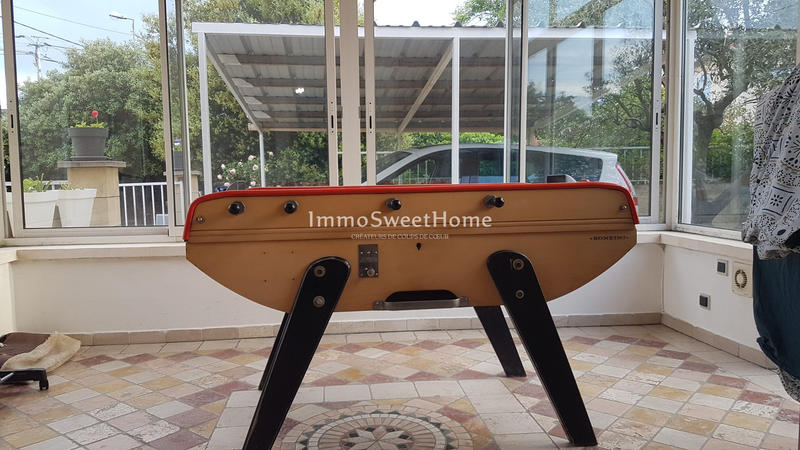 Villa - 201 m² - 7 pièces