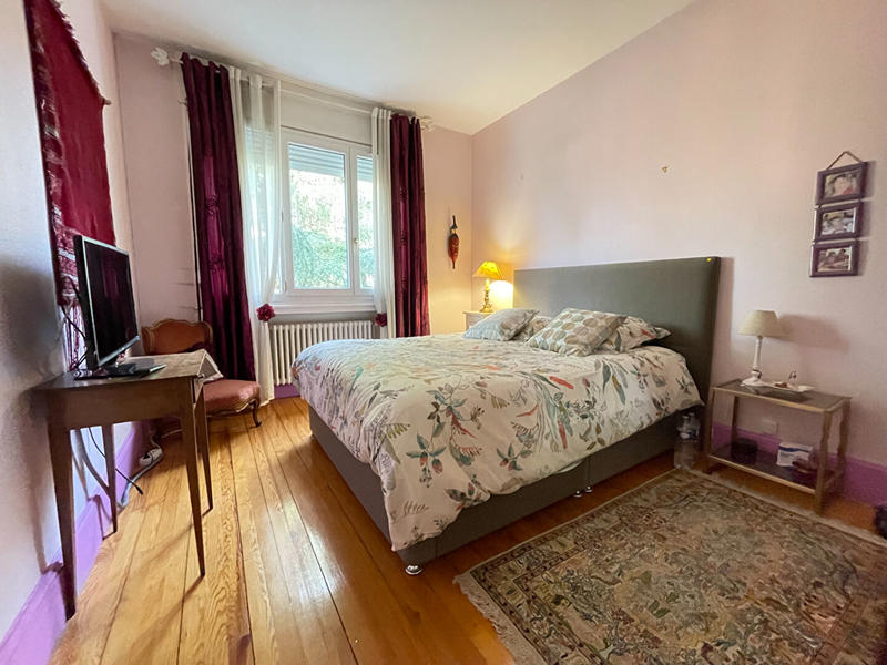 Maison - 208 m² - 6 pièces