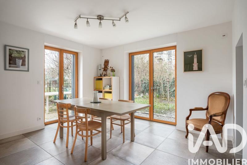 Maison - 106 m² - 6 pièces