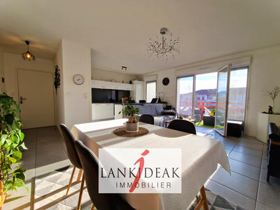 Appartement - 68 m² - 3 pièces