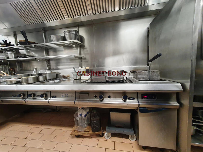 Fonds de commerce - 450 m²