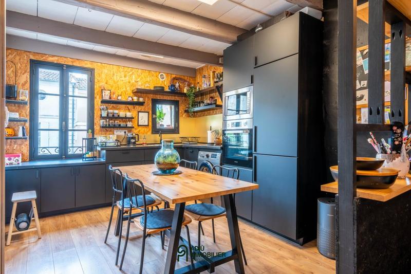 Appartement - 65 m² - 2 pièces