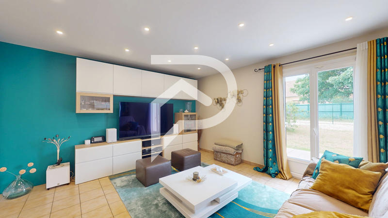 Maison - 180 m² - 8 pièces