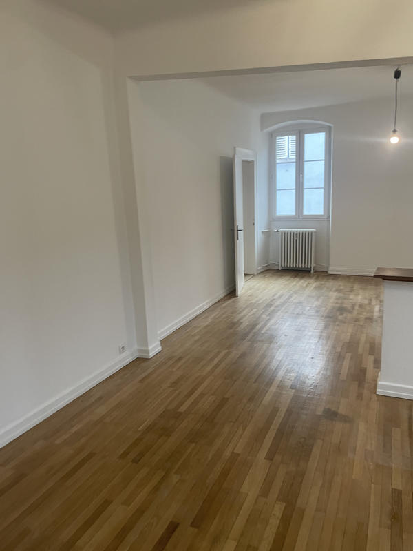 Appartement - 89 m² - 2 pièces