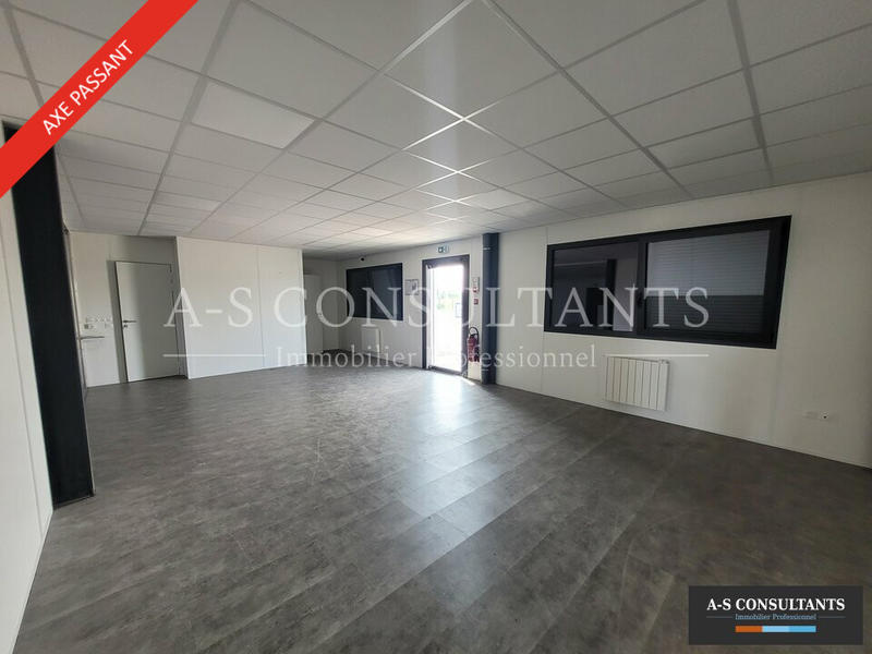 Local d'activité / Entrepôt - 290 m²