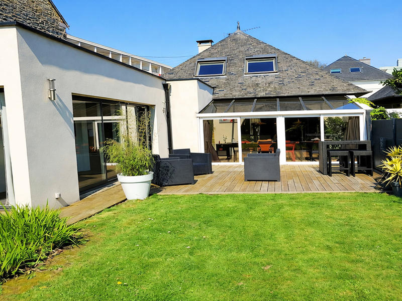 Maison - 159 m² - 7 pièces