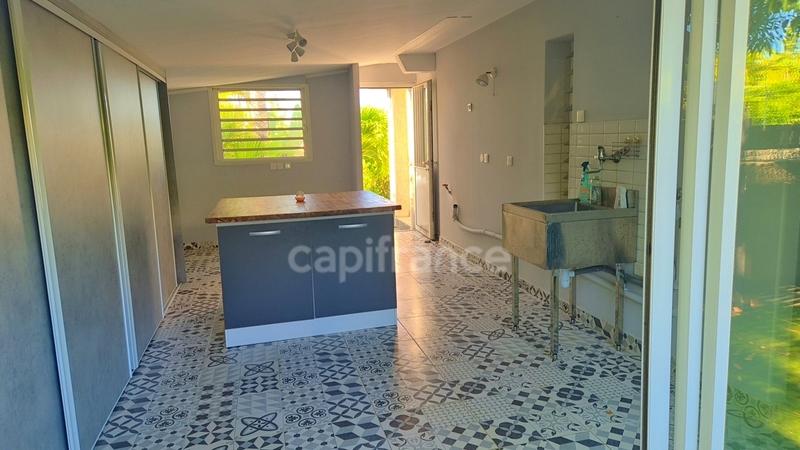 Maison - 180 m² - 6 pièces