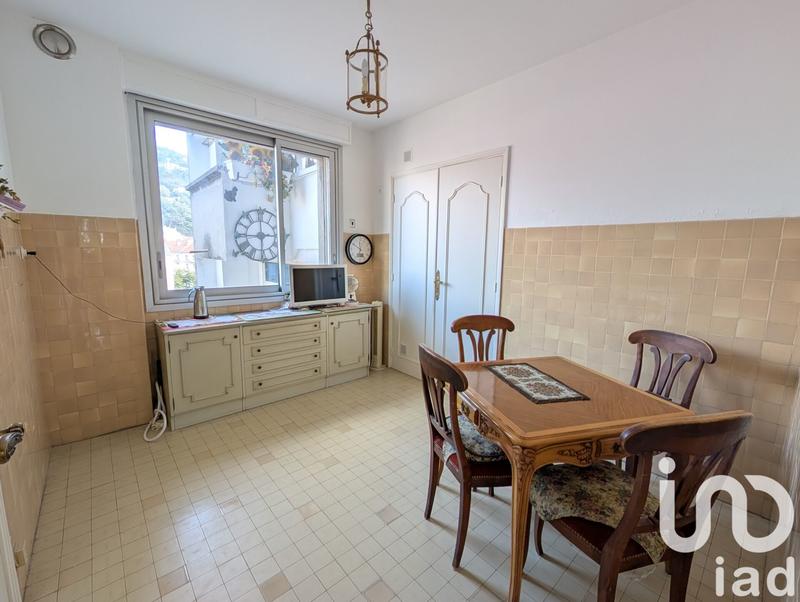 Appartement - 141 m² - 4 pièces