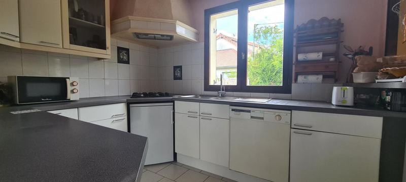 Maison - 96 m² - 6 pièces
