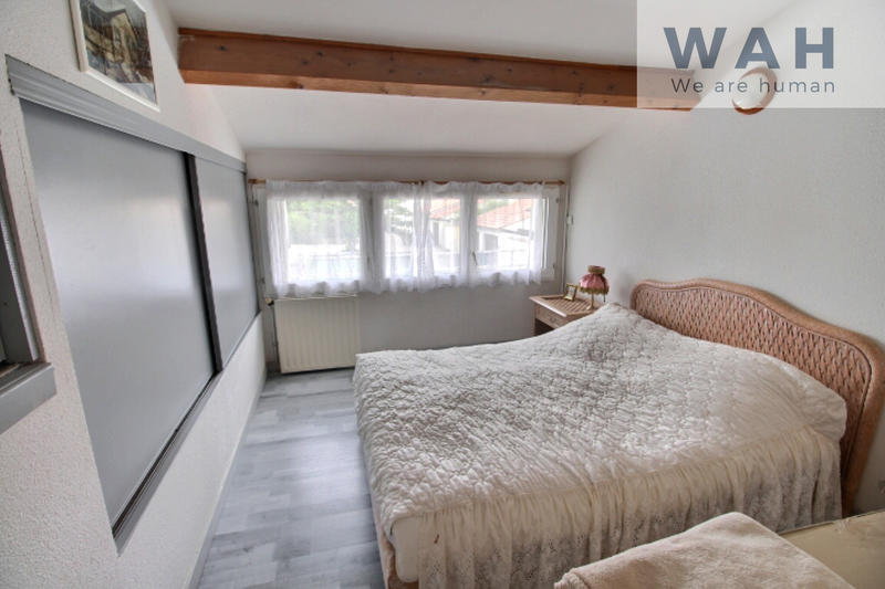 Maison - 77 m² - 6 pièces