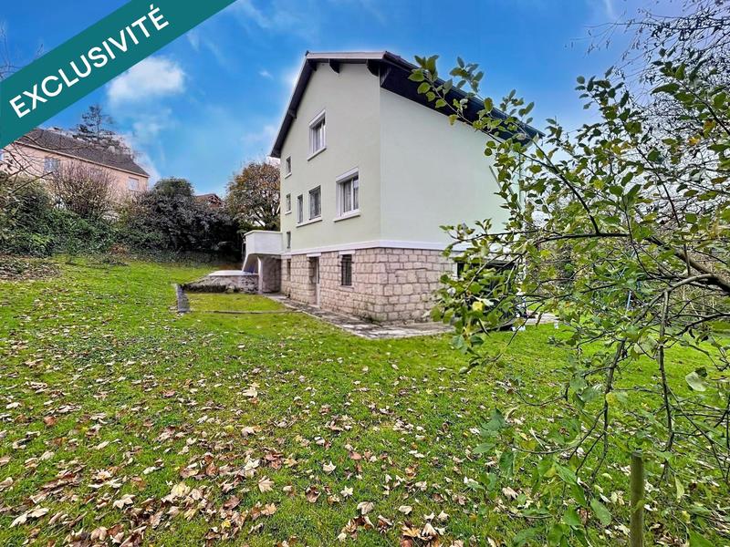 Maison - 180 m² - 6 pièces