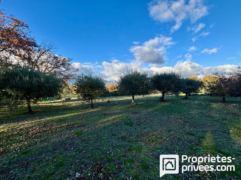 Maison - 230 m² - 7 pièces