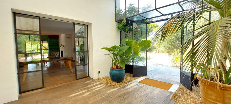 Villa - 182 m² - 6 pièces