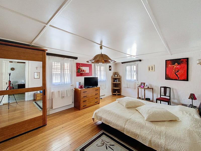 Maison ancienne - 162 m² - 6 pièces