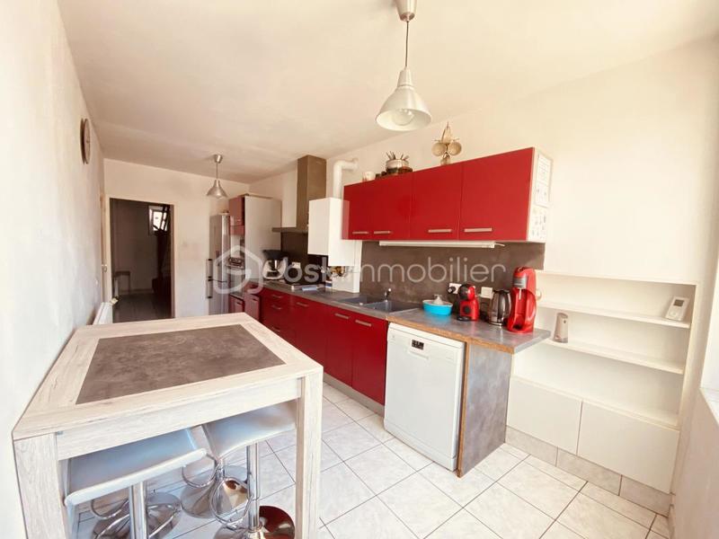 Maison de ville - 80 m² - 5 pièces