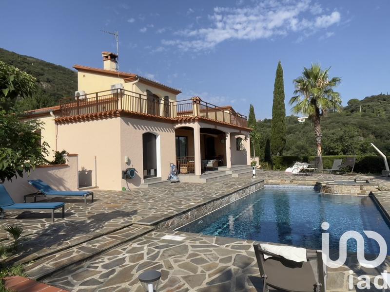 Maison - 180 m² - 7 pièces