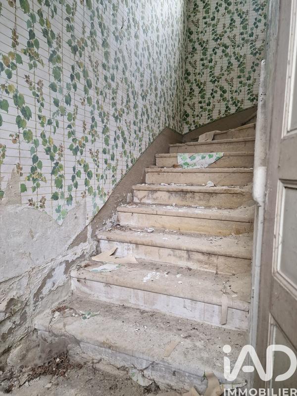 Maison - 195 m² - 7 pièces