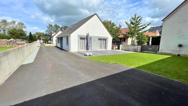 Maison - 104 m² - 5 pièces