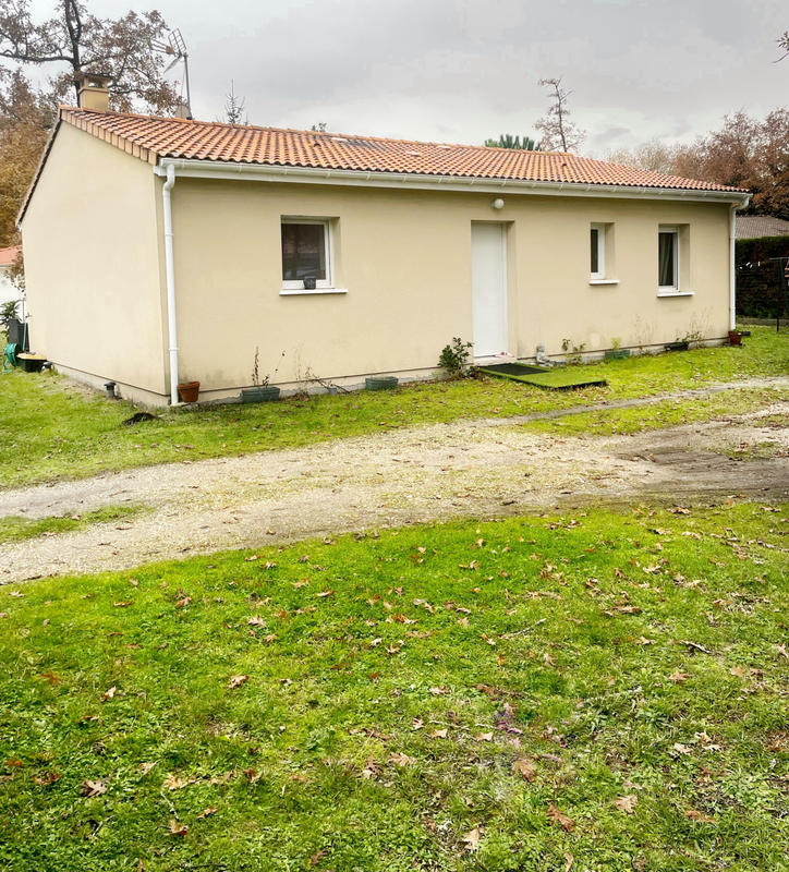Maison - 86 m² - 4 pièces