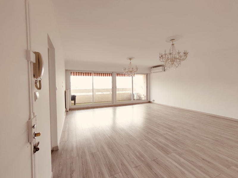 Appartement - 96 m² - 4 pièces